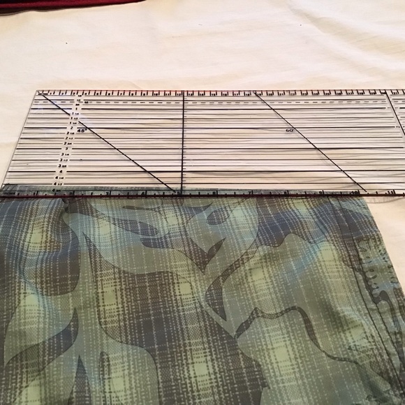 SPEEDO Men’s Swim Trunks tropical green print XL - Picture 6 of 8